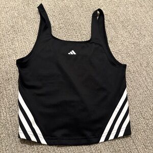 Adidas black and white tank top #activewear